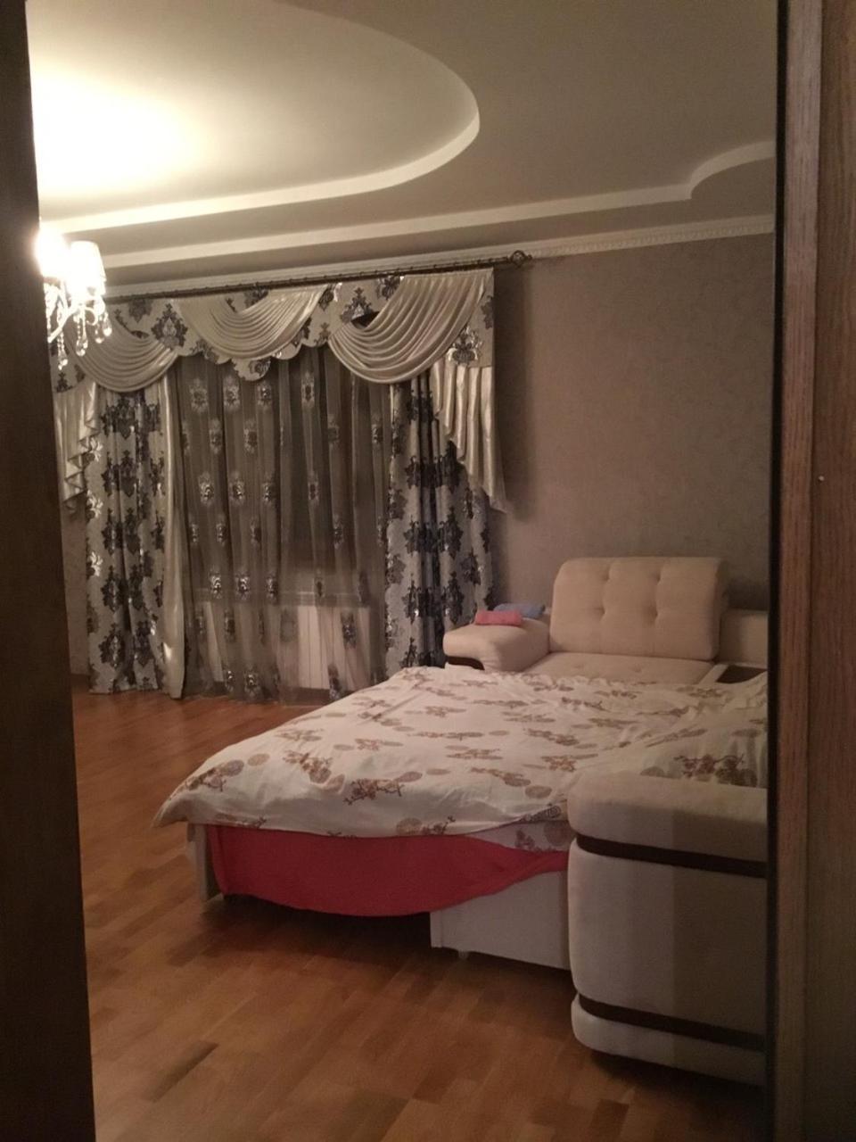 Затишний Дім 亚列姆切 外观 照片