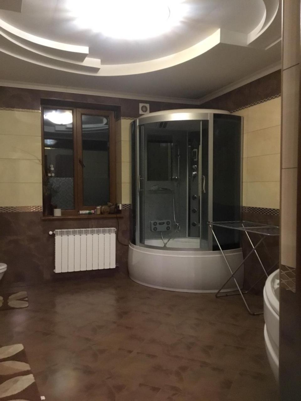 Затишний Дім 亚列姆切 外观 照片